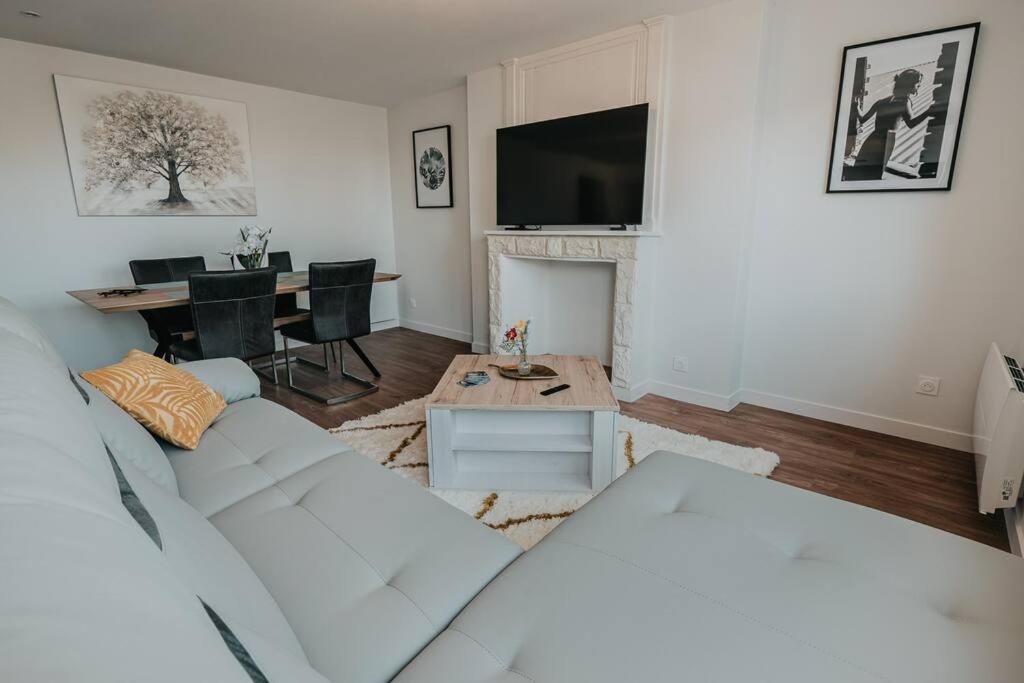 Appartement T3 Hyper Centre Saumur Esterno foto